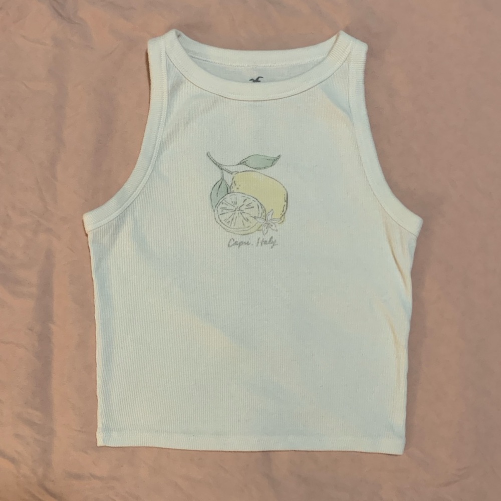 Hollister lemon top